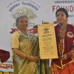 इलाहाबाद विश्वविद्यालय स्थापना दिवस: लोकगायिका मालिनी अवस्थी को मानद उपाधि